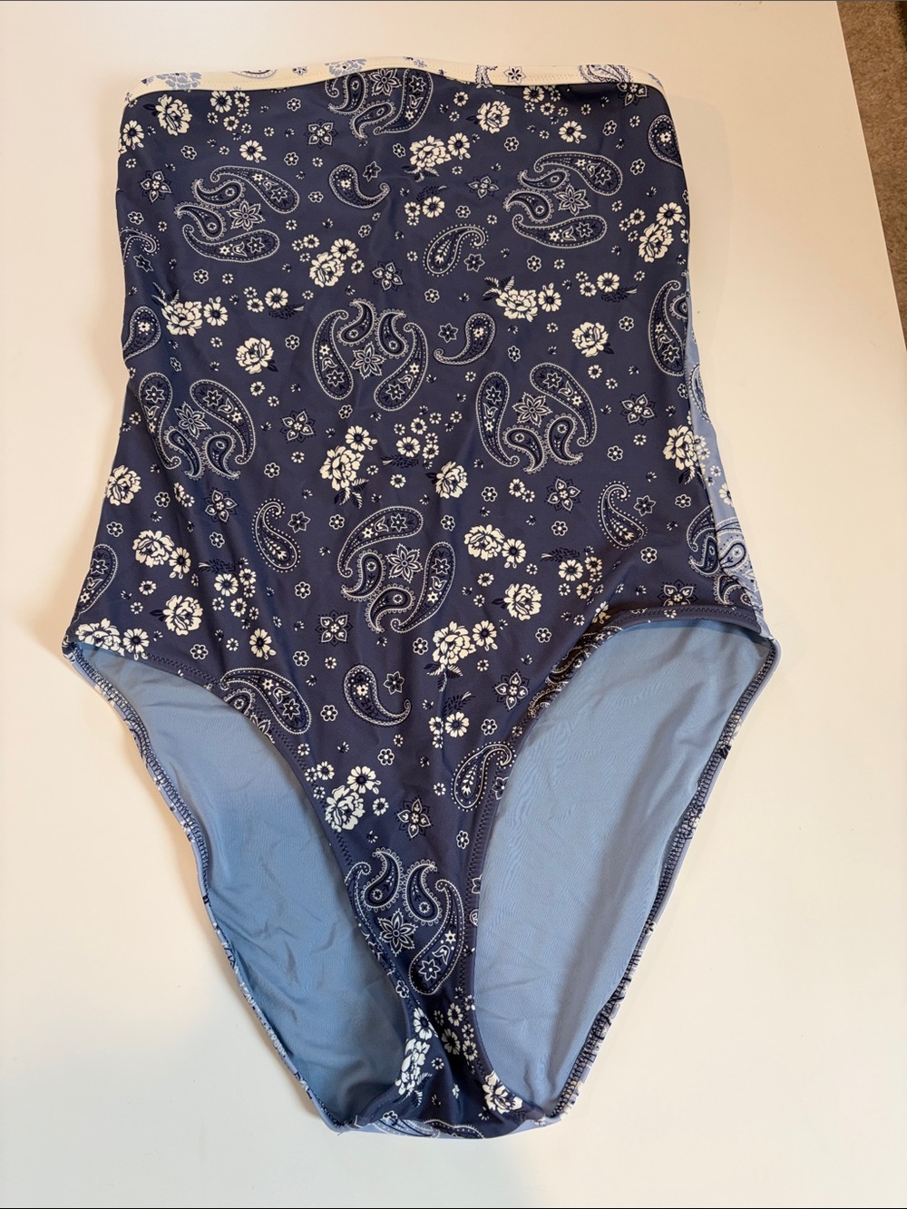 Aerie Navy Paisley One-Piece Swimsuit - Classic Floral Bandana Print
